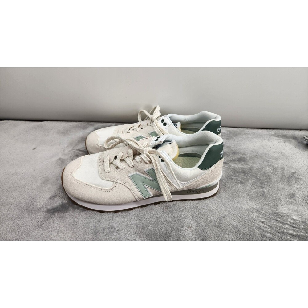 New Balance Women's Size 10 Seasalt Spruce 574 Sneakers‎ Shoes NWOB